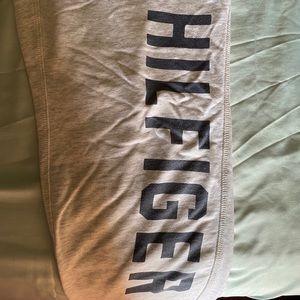 Tommy joggers